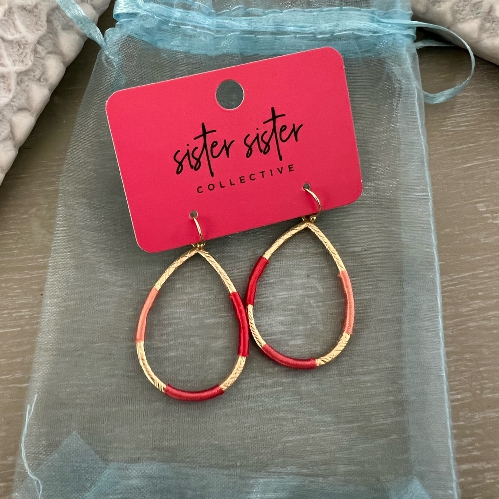 NWT Sister Sister Collective Coral and Gold Teardrop Earrings